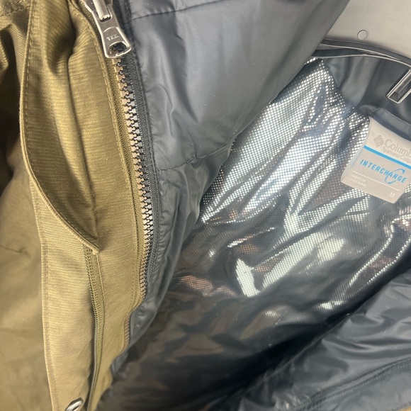 Columbia Women's Carson Pass Waterproof Insulated Interchange Jacket - Picture 7 of 15